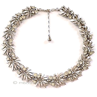 （画像用） Trifari　 トリファリ 銀葉RSネックレス