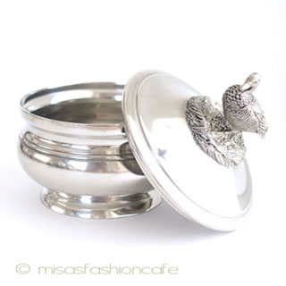 （画像用） 鴨カモのボウル カバー付き容器