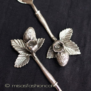 （画像用） いちご苺とお花 スプーン（２本）再販！