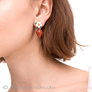 （画像用） ケイトスペード　ピアス 苺いちご　ドロップ