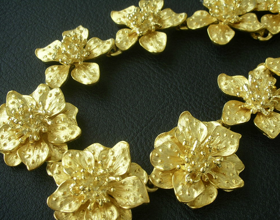 （画像用） KJL 野バラ　ネックレス