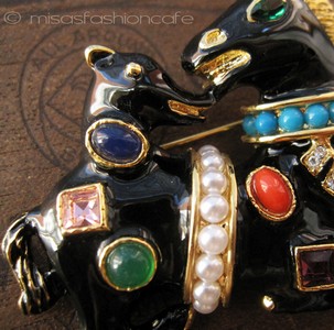 （画像用） KJL ブローチ　馬の親子