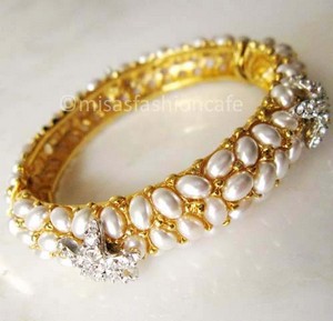 （画像用） KJL パール星バングル