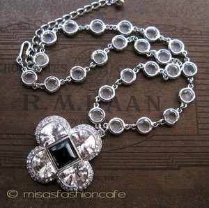 （画像用） KJL ネックレス　スワロ