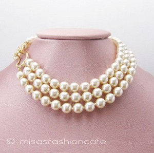 （画像用） KJL ネックレス　3連パール