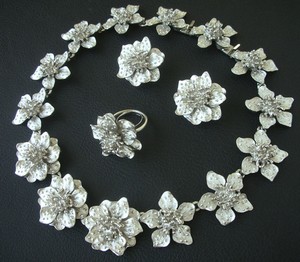 (image for) Kenneth Jay Lane