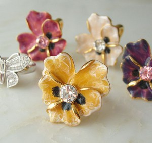 （画像用） すみれリング