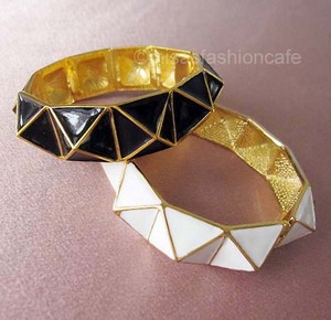 （画像用） ケネスジェイレーン KJL バングル