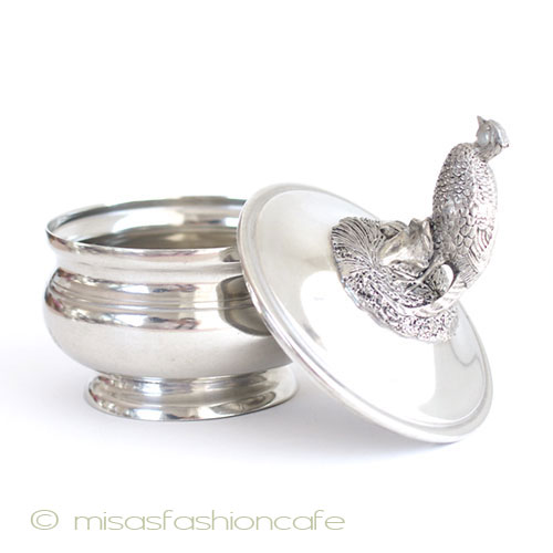 （画像用） 鳥キジのボウル カバー付き容器