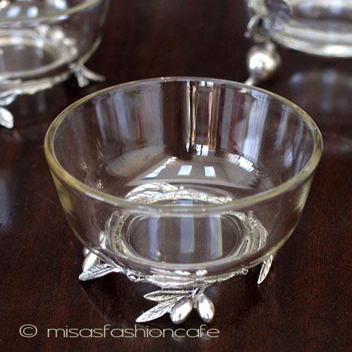 （画像用） オリーブ装飾・脚付 ガラスボウル・容器