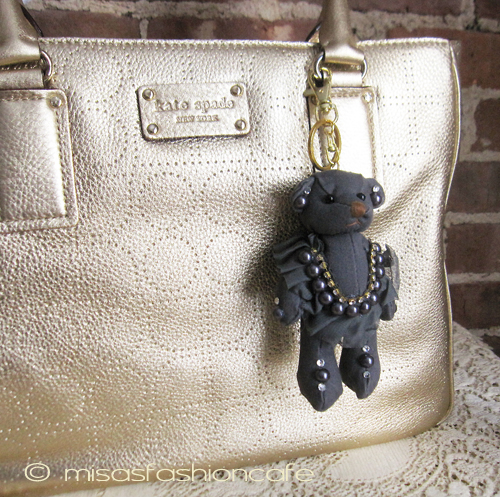 （画像用） クマさんチャーム 　グレー・パール・ビジュー