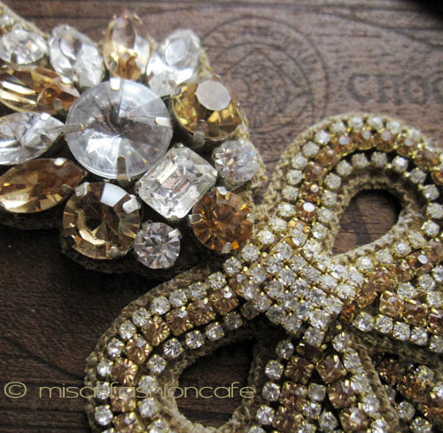 （画像用） ディーパ　グルナニ　 ヘアバンド　キラキラりぼん