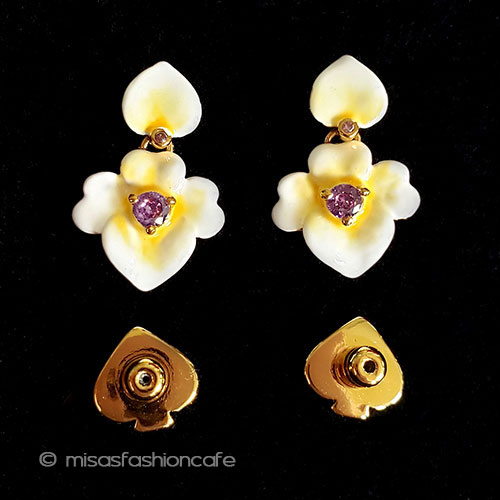 （画像用） ケイトスペード　ピアス スペード型の花ドロップ