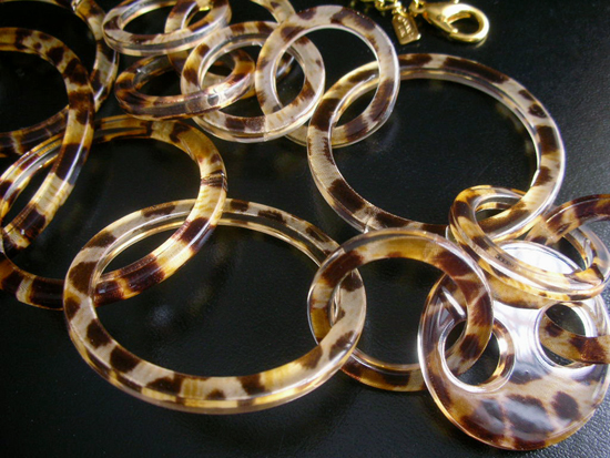 （画像用） KJL レオパード ネックレス