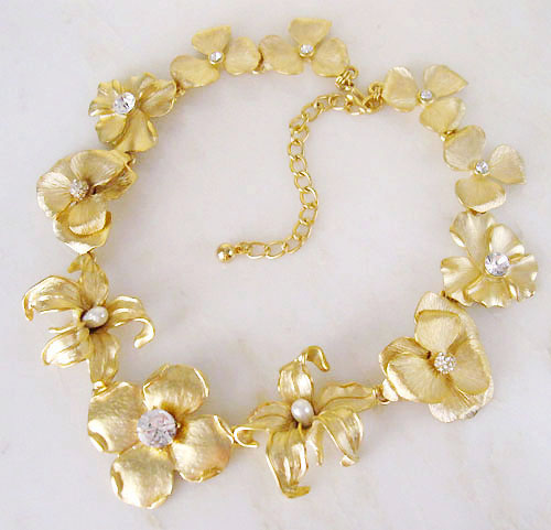 （画像用） KJL フラワーネックレス