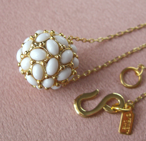 （画像用） KJL デコボールネックレス