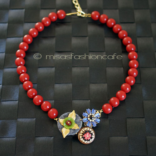 （画像用） NY お花ネックレス ブリック・ブラウン