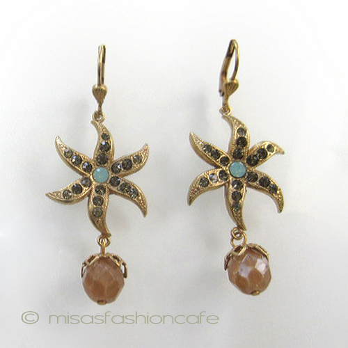 （画像用） ピアスまたはイヤリング フランス製　フラワー