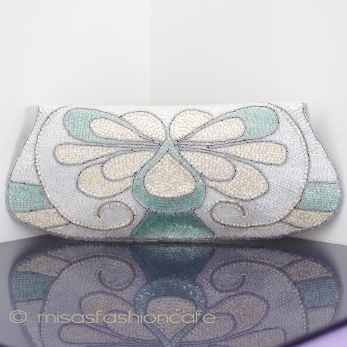 （画像用） クラッチ バッグ 　 アイボリーｘグリーン