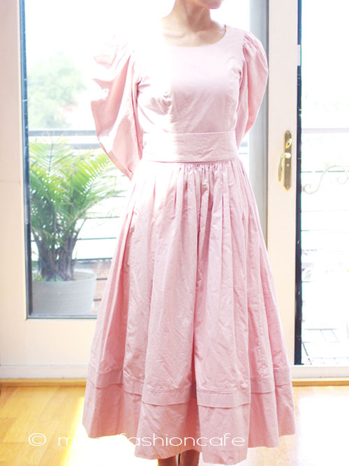 （画像用） ローラ アシュレイ　1点物 ビンテージ　ワンピース