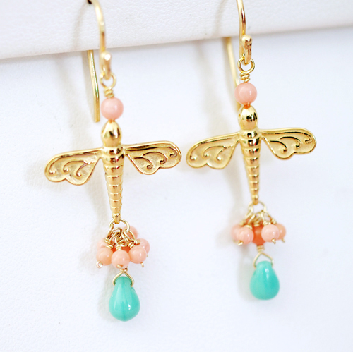 （画像用） ピアスまたはイヤリング 珊瑚ターコイズ　とんぼ