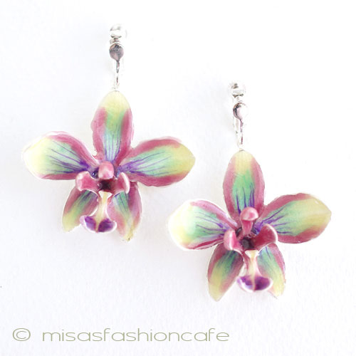 （画像用） ピアス　または　クリップ ペイント　蘭の花