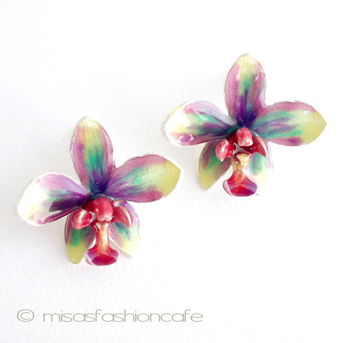 （画像用） マイケルミショー 胡蝶蘭イヤリング