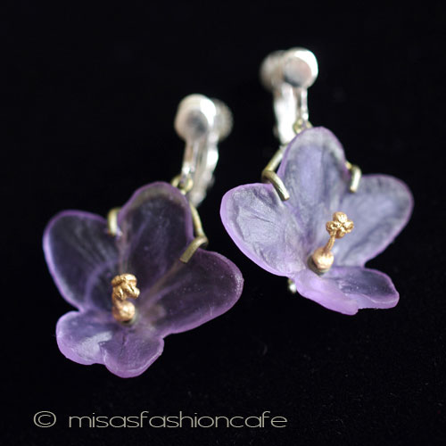 （画像用） マイケルミショーすみれ ピアス　または　クリップ