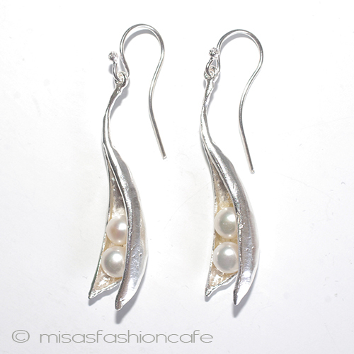 （画像用） 真珠　さやえんどう豆　 ピアス　または　クリップ