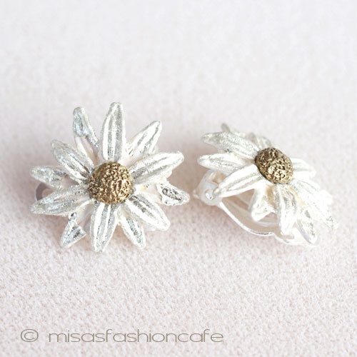 （画像用） Michaud イヤリング デイジーの花　再販