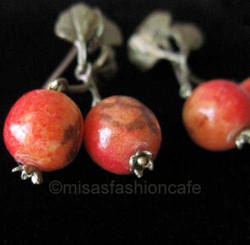 （画像用） マイケルミショー ピアス 天然珊瑚のりんご