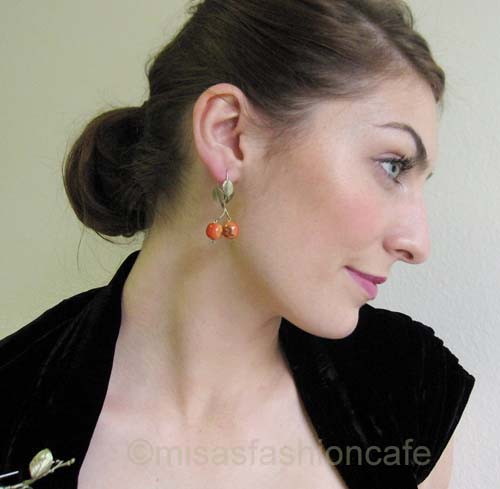 （画像用） マイケルミショー ピアス 天然珊瑚のりんご