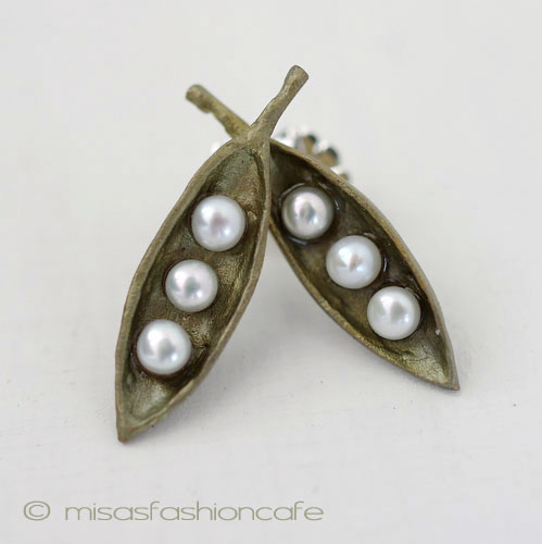 （画像用） Michaud ピアス　　 真珠 さやえんどう豆