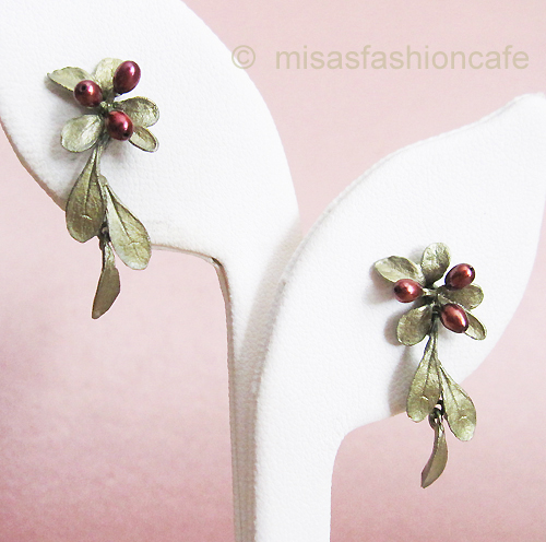 （画像用） マイケルミショー ピアス 真珠・バーベリーの木