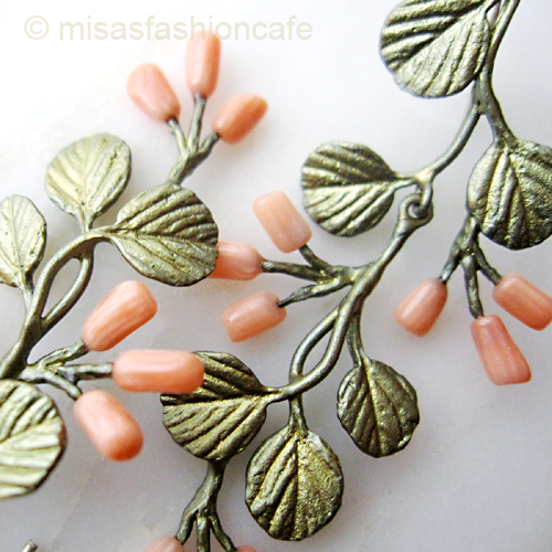 （画像用） マイケルミショー ピアス 珊瑚のストロベリー