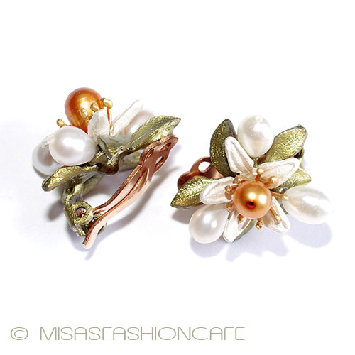 （画像用） マイケルミショー　真珠 オレンジの花　イヤリング