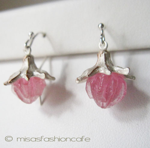 （画像用） マイケルミショー ピアス 　シャクナゲのつぼみ