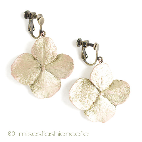 （画像用） ピアス　または　クリップ あじさい　再販！