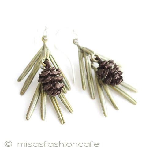 （画像用） マイケルミショー松ぼっくり クリップ・ピアス　 再販！