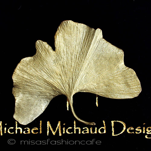 （画像用） マイケルミショー　 イチョウの葉ブローチ