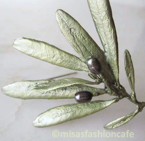 （画像用） マイケルミショーブローチ 真珠のオリーブ　再販！