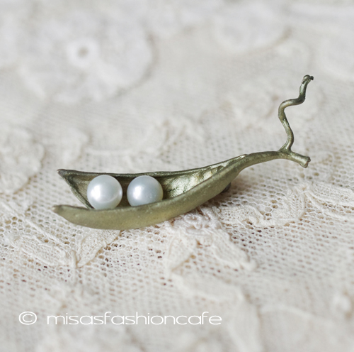 （画像用） マイケルミショー ブローチ 　真珠 さやえんどう豆