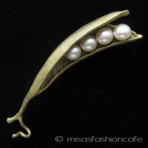 （画像用） マイケルミショーブローチ 真珠さやえんどう豆　再販