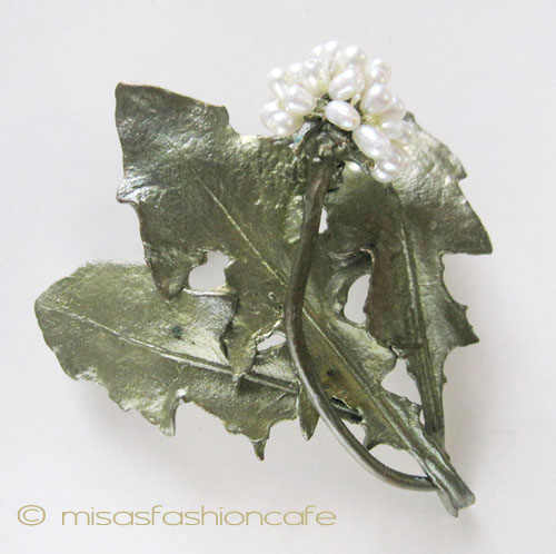 （画像用） マイケルミショー ブローチ 　真珠・たんぽぽ