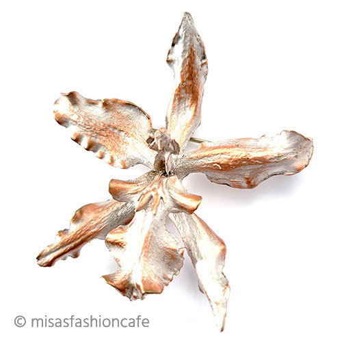 （画像用） マイケルミショー　 蘭ランの花ブローチ