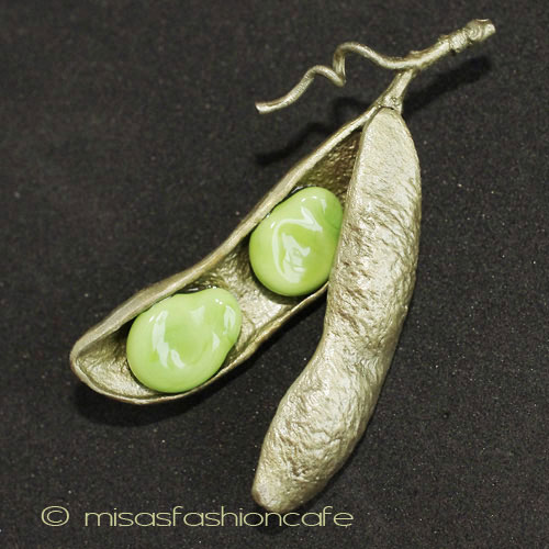 （画像用） Michaud ブローチ アートガラスの枝豆