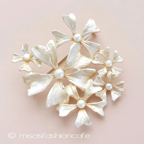 （画像用） Michaud ブローチ 真珠goldフラワー
