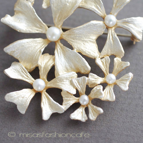 （画像用） Michaud ブローチ 真珠goldフラワー