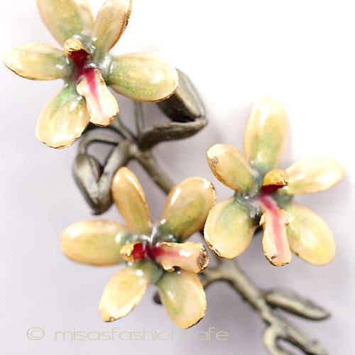 （画像用） マイケルミショーブローチ エナメル蘭の花 再販！