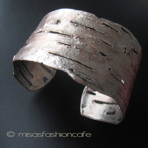 （画像用） Michaud バングル シルバー　白樺の木